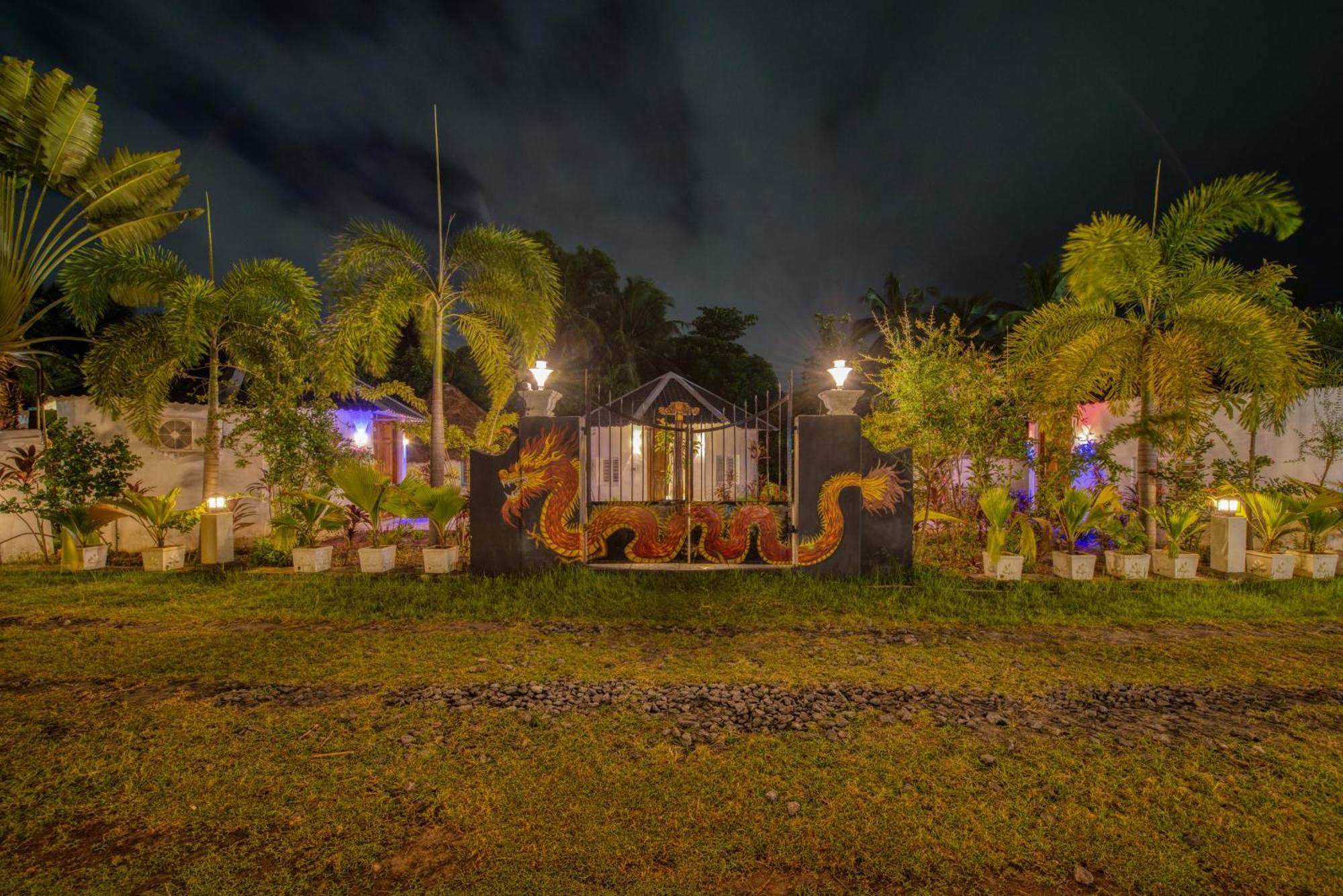 Le Epic Resort Virāmpattinam Екстериор снимка