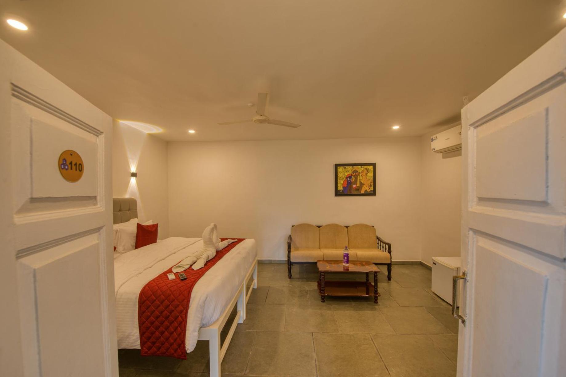 Le Epic Resort Virāmpattinam Екстериор снимка