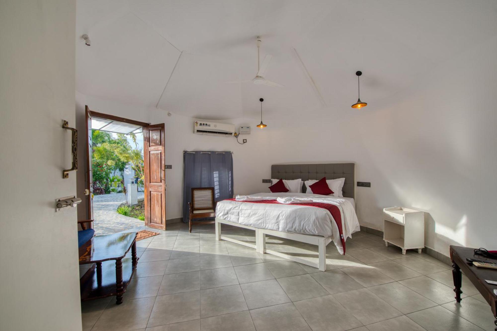 Le Epic Resort Virāmpattinam Екстериор снимка